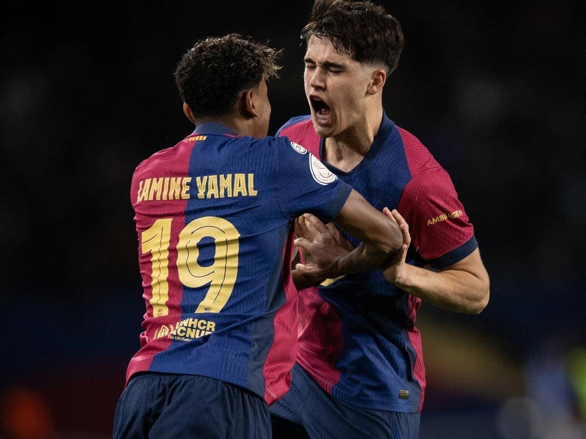 开云体育入口-精彩对决呈现视觉盛宴，引发无数讨论